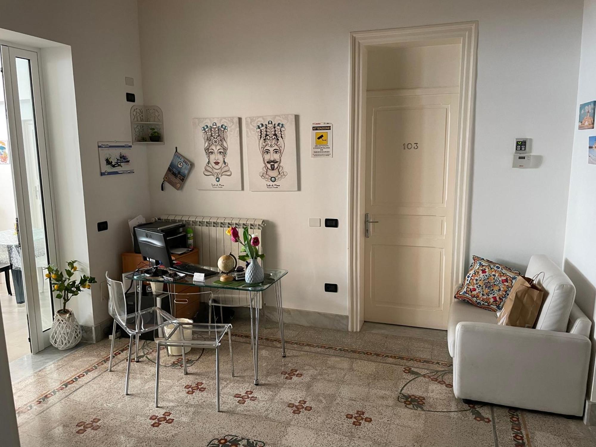 Casa Vacanze Woodhouse มาร์ซาลา ภายนอก รูปภาพ